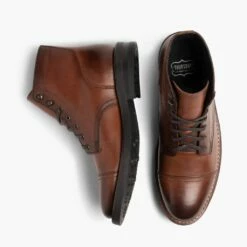 Captain | Brandy -Thursday Boots Sales 1024x1024 Men Captain Brandy 071223 Flatlay1 096b8957 c0c7 49f7 a09a 8fbfd0e0d0ab