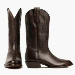 Maverick | Old English -Thursday Boots Sales 1024x1024 Men Maverick OldEnglish 111622 FrontSide