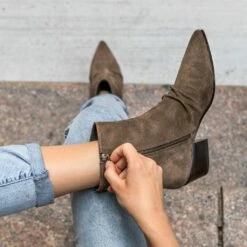 Bijou | Aspen -Thursday Boots Sales 1024x1024 Women Bijou Aspen 090122 3