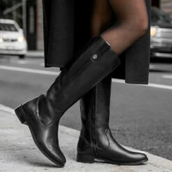 Crown | Black -Thursday Boots Sales 1024x1024 Women Crown Black 012023 1