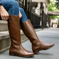 Crown | Cuero -Thursday Boots Sales 1024x1024 Women Crown Cuero 080423 1