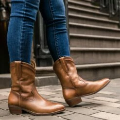 Liberty | Tan 15 Liberty | Tan -Thursday Boots Sales 1024x1024 Women Liberty Tan 030723 1