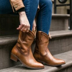 Liberty | Tan 16 Liberty | Tan -Thursday Boots Sales 1024x1024 Women Liberty Tan 030723 2
