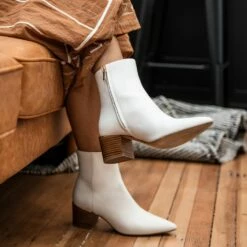 Luna | Ecru -Thursday Boots Sales 1024x1024 Women Luna Ecru 101922 3