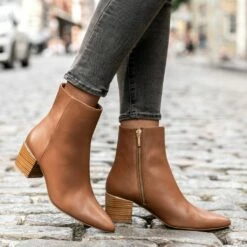 Luna | Sunrise -Thursday Boots Sales 1024x1024 Women Luna Sunrise 080422 1