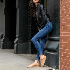 Women's Premier Low Top | Natural Vachetta -Thursday Boots Sales 1024x1024 Women Premier LowTop NaturalVachetta 230518 3 95799399 eaa4 4008 9519 e99b9d65236a