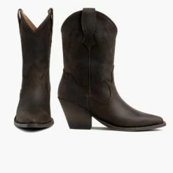 Sierra | Tobacco -Thursday Boots Sales 1024x1024 Women Sierra Tobacco 032823 FrontSide