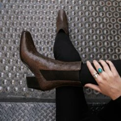 Soho | Chocolate Snake Print -Thursday Boots Sales 1024x1024 Women Soho ChocolateSnake 092122 2