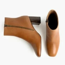 High Standard | Toffee -Thursday Boots Sales 1024x1024 Womens HighStandard Toffee 080823 Flatlay1