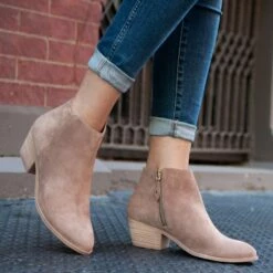 Downtown | Rose Brown 15 Downtown | Rose Brown -Thursday Boots Sales 1024x1024 women downtown rosebrown 061421 1