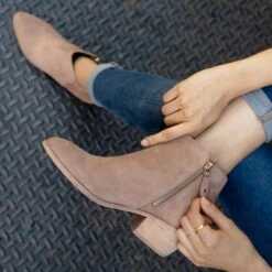 Downtown | Rose Brown 17 Downtown | Rose Brown -Thursday Boots Sales 1024x1024 women downtown rosebrown 061421 3